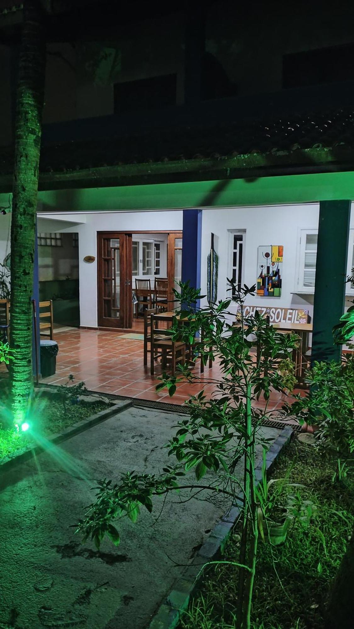 A Casa Do Sol Cibratel Pousada Itanhaém Eksteriør billede